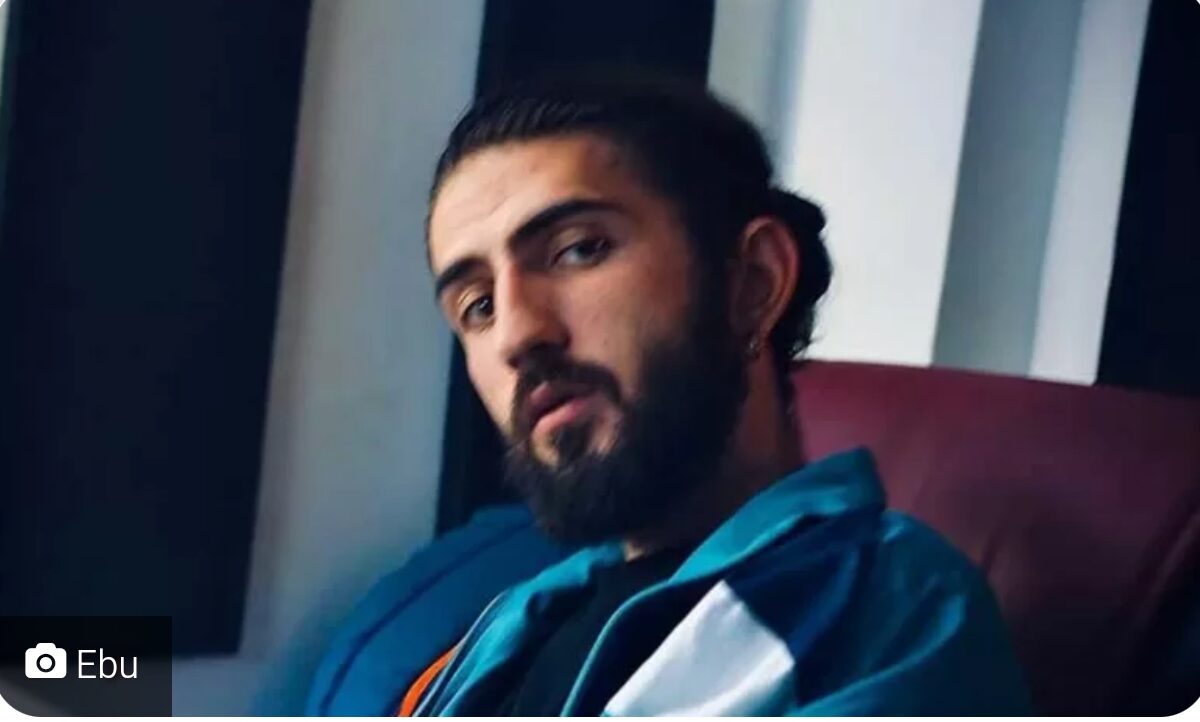 Ebubekir Şahinbaş’tan Yeni Projeler: “Ağır Ağır” Yolda!