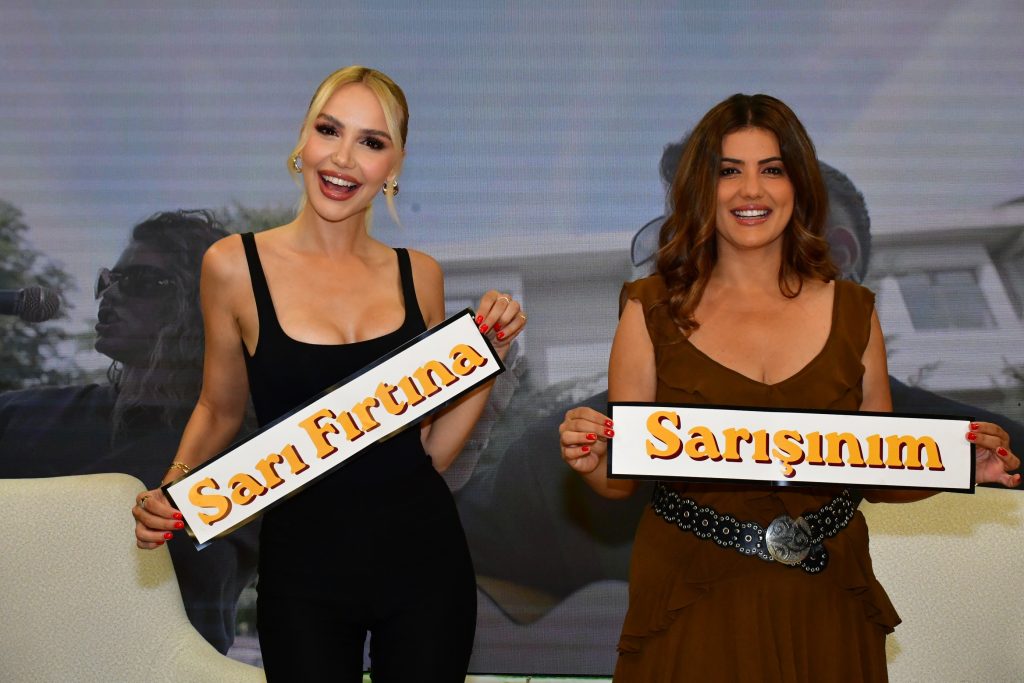 Sarışınım İlk Kez NR1 Magazin’de! Dila Kalafatoğlu’ndan Yazın Damga Vuracak Yorum